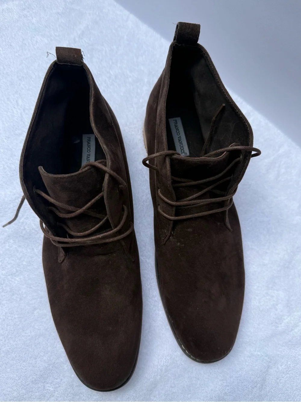 Men's Suede Chukka Boots in Dark Brown